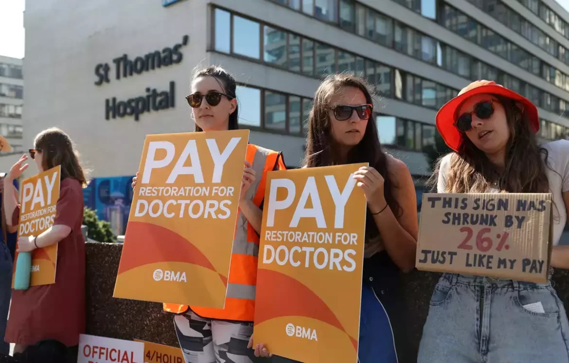 record-breaking-doctors-strike-to-pile-pressure-on-health-service-in-england