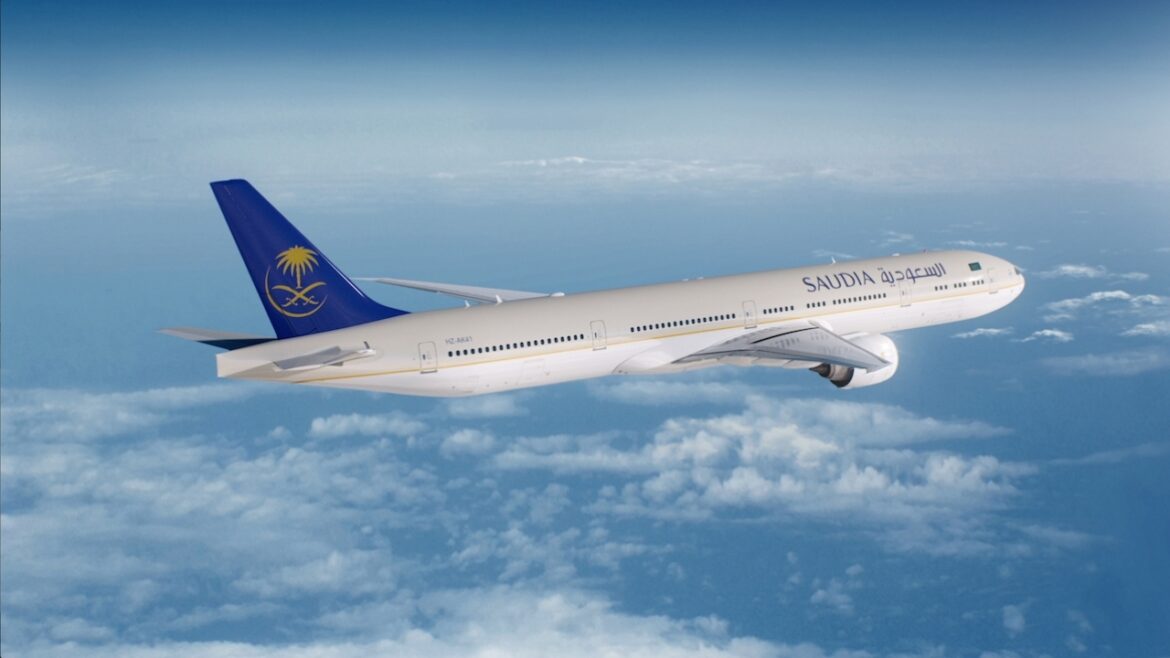 SAUDIA Boeing 777-300 copy